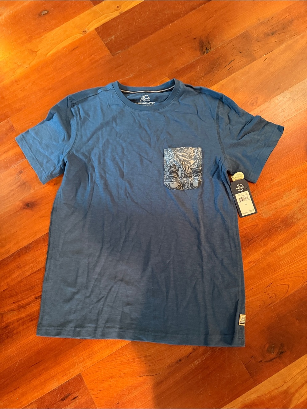 Casual Surfside supply NWT Blue Short Sleeve Pocket Tee with Patterned Accent
